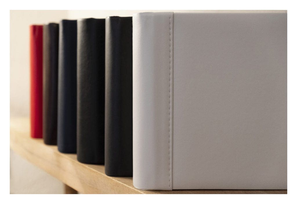 album di matrimonio tradizionali in pelle colorata